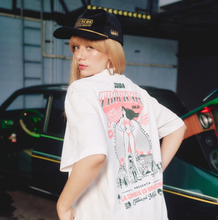 Cargar imagen en el visor de la galería, CAMISETA LA CUMBIA ES UNA REINA