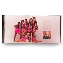 Cargar imagen en el visor de la galería, Libro Así suena Colombia - Codiscos
