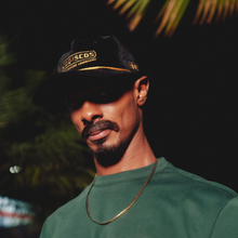 Cargar imagen en el visor de la galería, GORRA CODISCOS Y LATIN LOVER NEGRO
