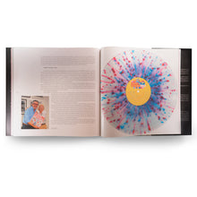 Cargar imagen en el visor de la galería, Libro Así suena Colombia - Codiscos
